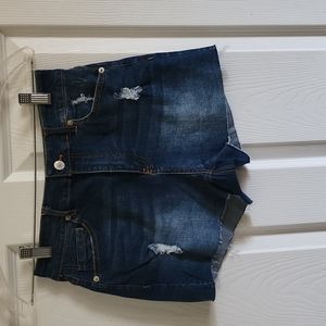 Short jeans